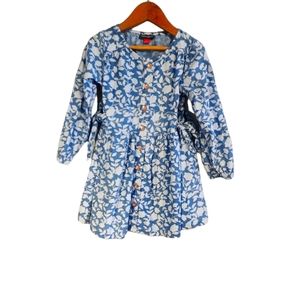 Vince Camuto Blue and White Floral Girls Size 4 Dress 👗